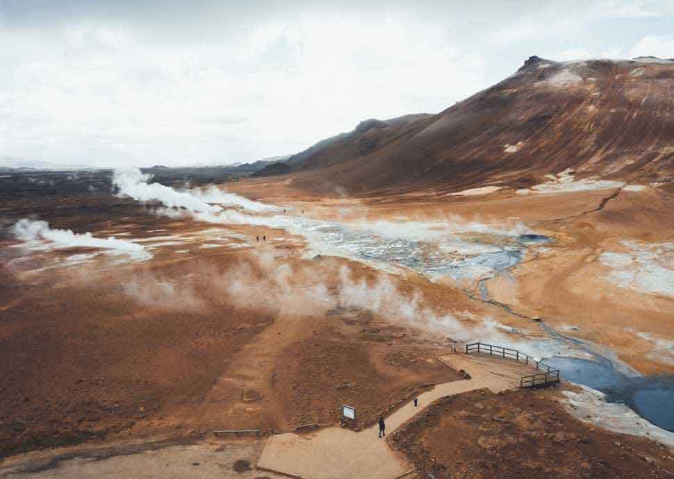 Es dampft, blubbert und zischt im Geothermalgebiet Hverir.