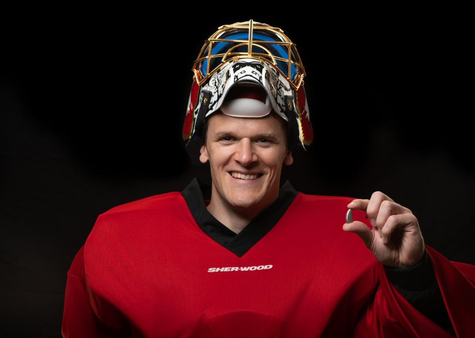 Leonardo Genoni, Eishockey-Nationalgoalie und Hörgeräte-Träger Leonardo Genoni, Eishockey-Nationalgoalie und Hörgeräte-Träger