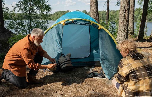 Camping bringt Senioren die Natur näher.