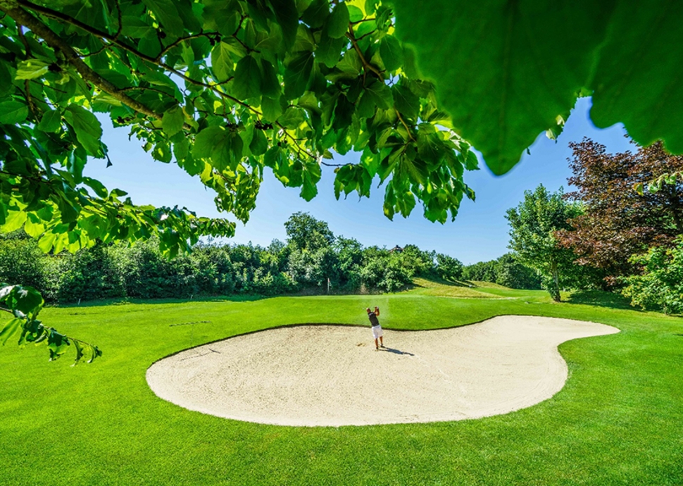 Golfrunde im Grünen | Quelle: Bad Schinznach AG