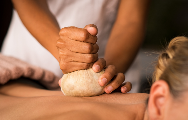 Ayurveda Massage