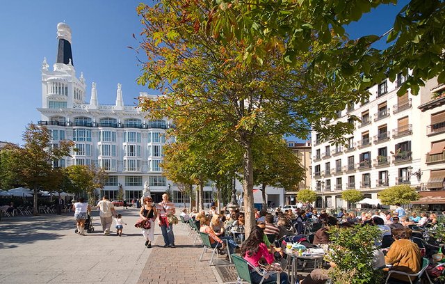 Plaza de Santa Ana, Madrid