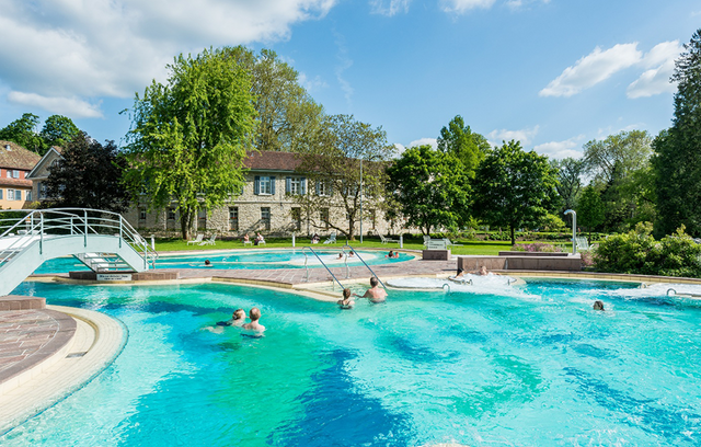 Thermalbaden im Aquarena Fun | Quelle: Bad Schinznach AG