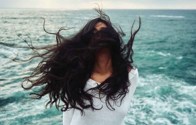 5 nützliche Tricks gegen Haarausfall