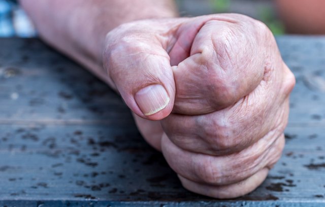 Tabuthema - Gewalt im Alter