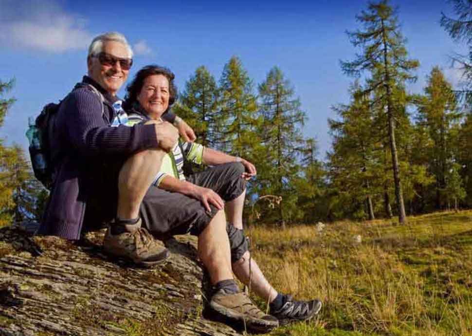 Wandern, Spazieren, fit im Alter, Fitness