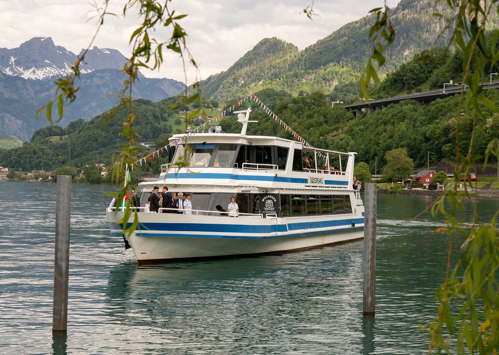 Schiff Shuttle Walensee