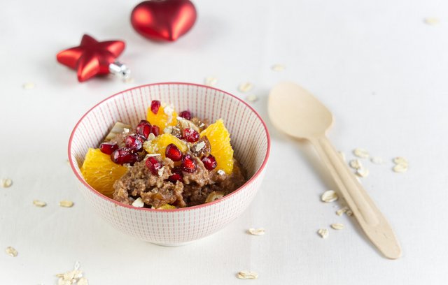 Schoko-Zimt-Porridge mit Orange