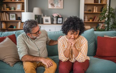 Kommunikation in der Partnerschaft und unausgesprochene Konflikte lösen