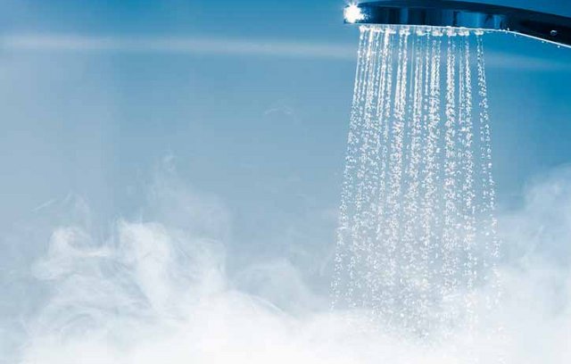 Wechselduschen: Ist kaltes Duschen gesund?