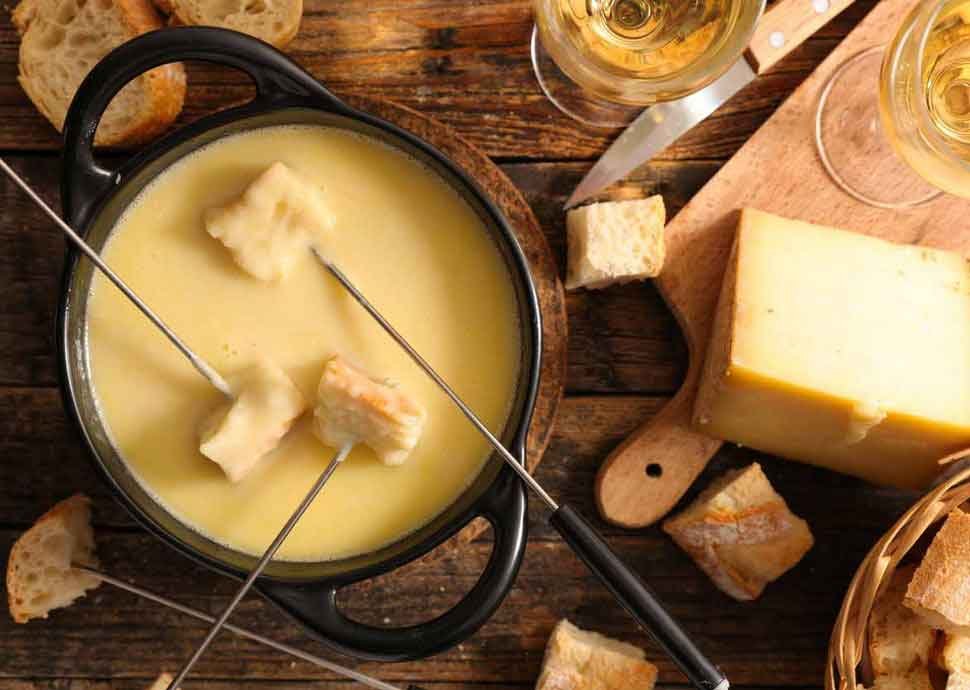 So geht Fondue — wenn man sehr streng sein will So geht Fondue — wenn man sehr streng sein will