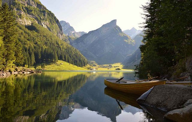 Für einen Umzug in die Schweiz gilt es einiges zu beachten.