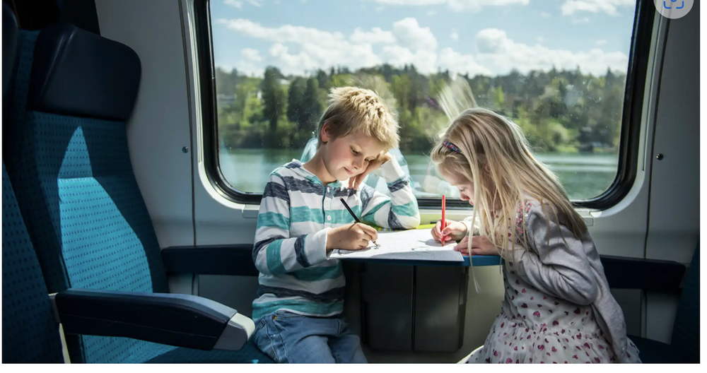Raus und mit Kindern die Schweiz entdecken. Raus und mit Kindern die Schweiz entdecken.