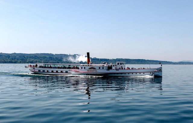 Schifffahrt auf dem Neuenburgersee