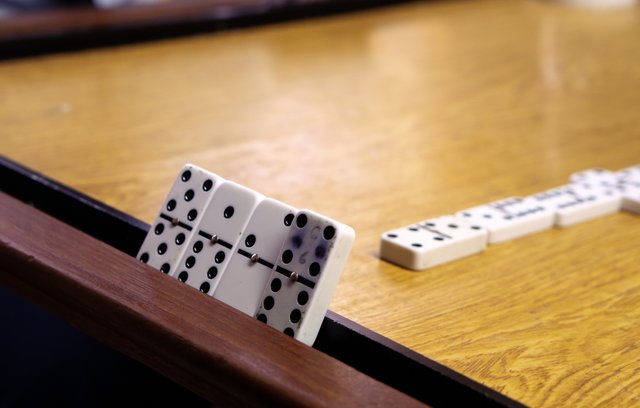 Domino – mit wachem Auge zur richtigen Augenzahl