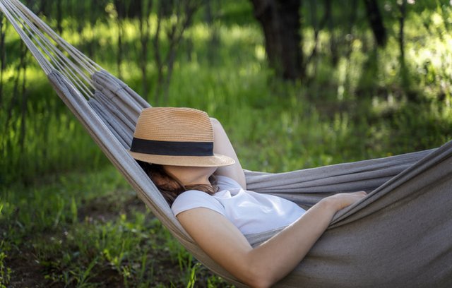 Energie tanken mit Powernaps: Effiziente Erholung