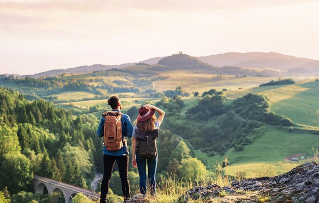 Die höchsten Pässe der Schweiz erklimmend