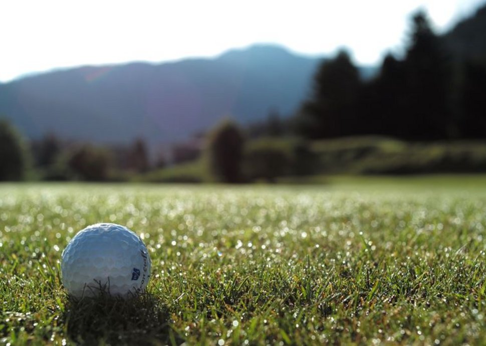Golf im Alter lernen: Worauf Sie achten sollen